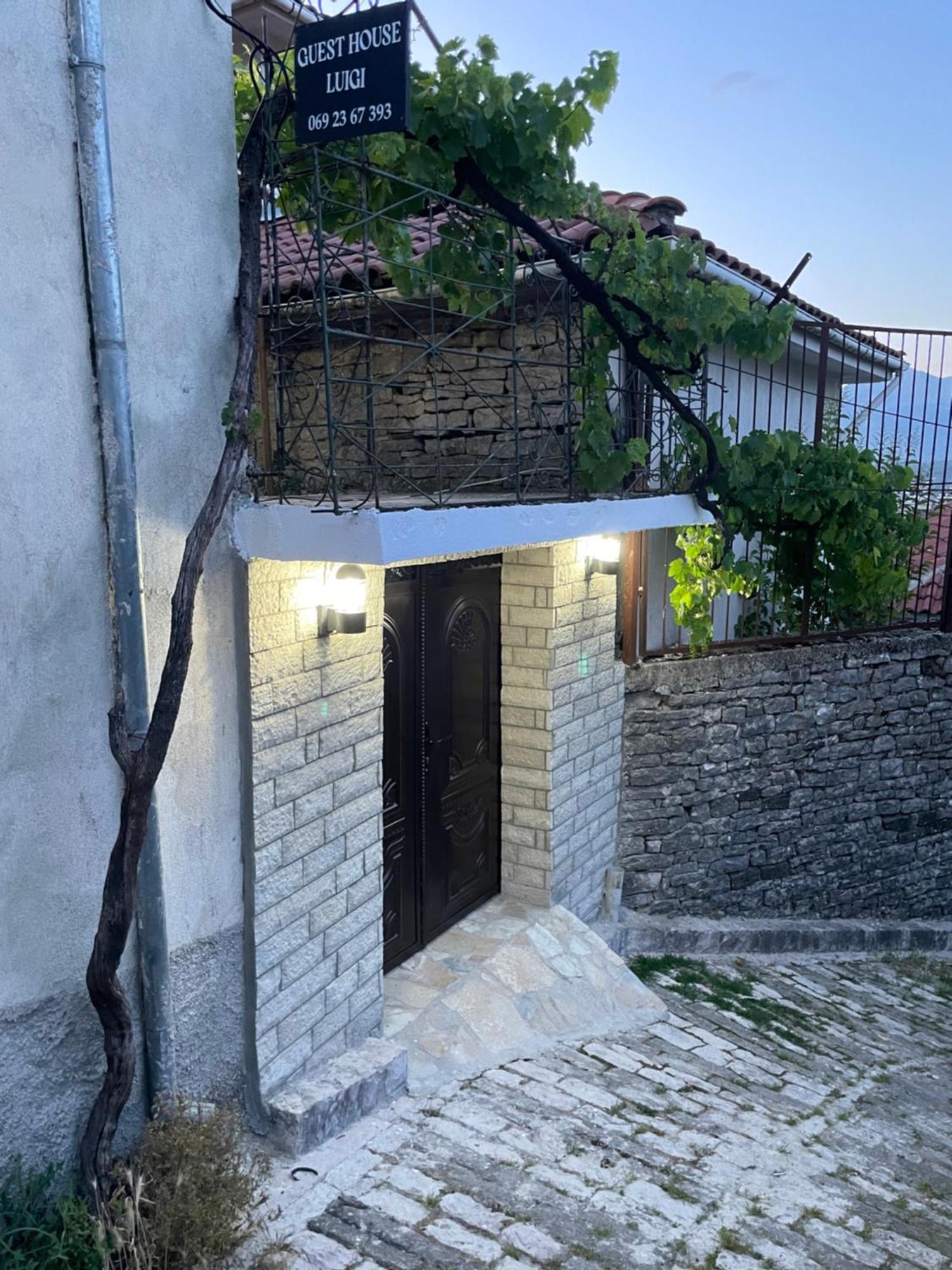 Luigi Guest House Gjirokastër Eksteriør bilde