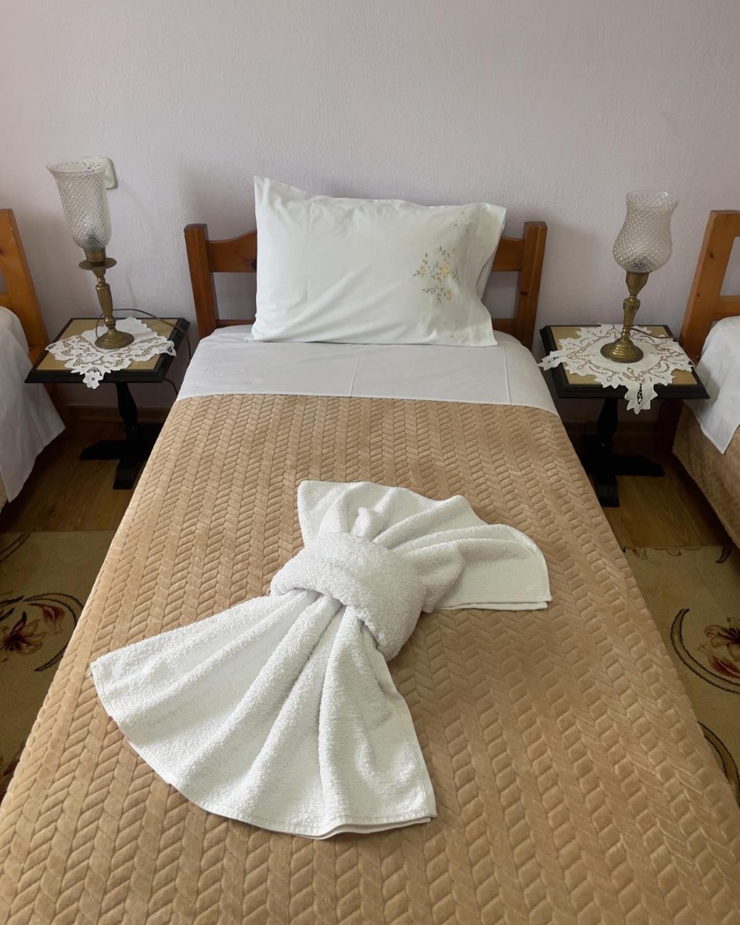 Luigi Guest House Gjirokastër Eksteriør bilde