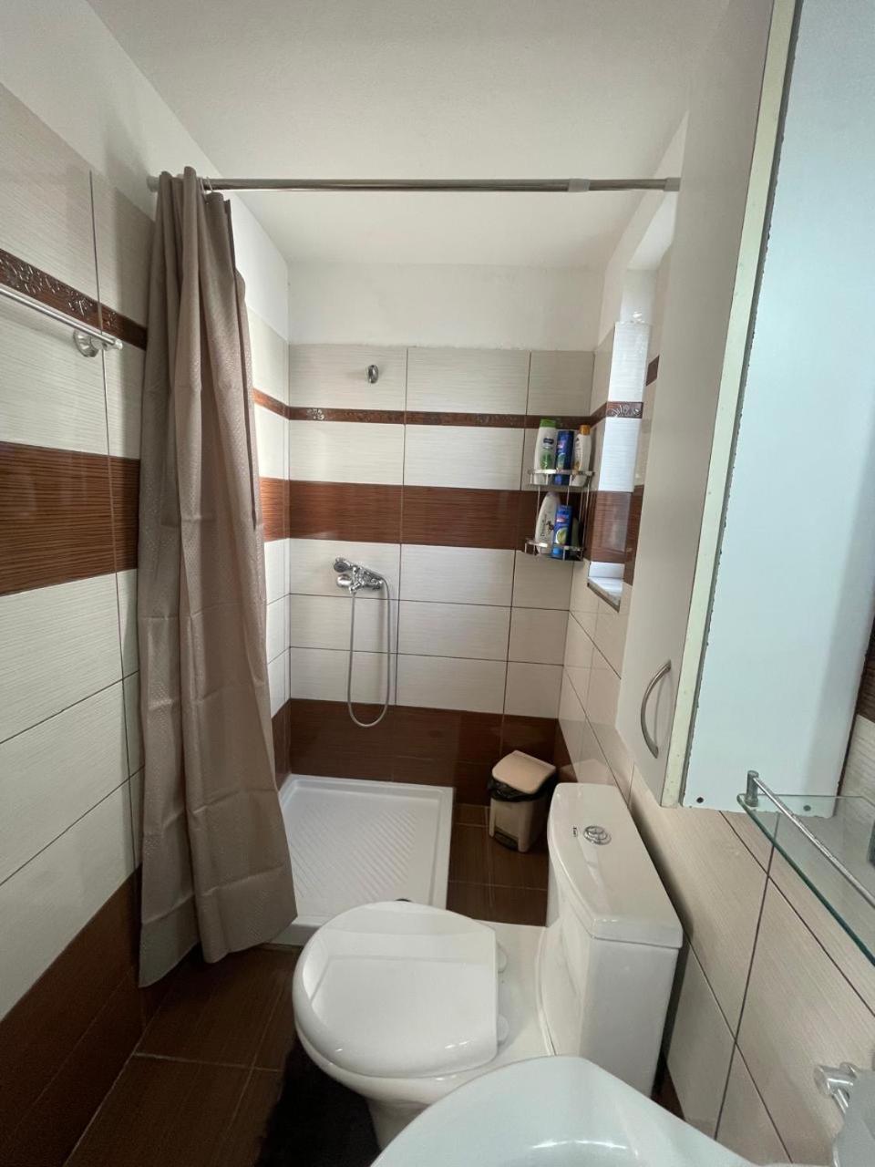 Luigi Guest House Gjirokastër Eksteriør bilde