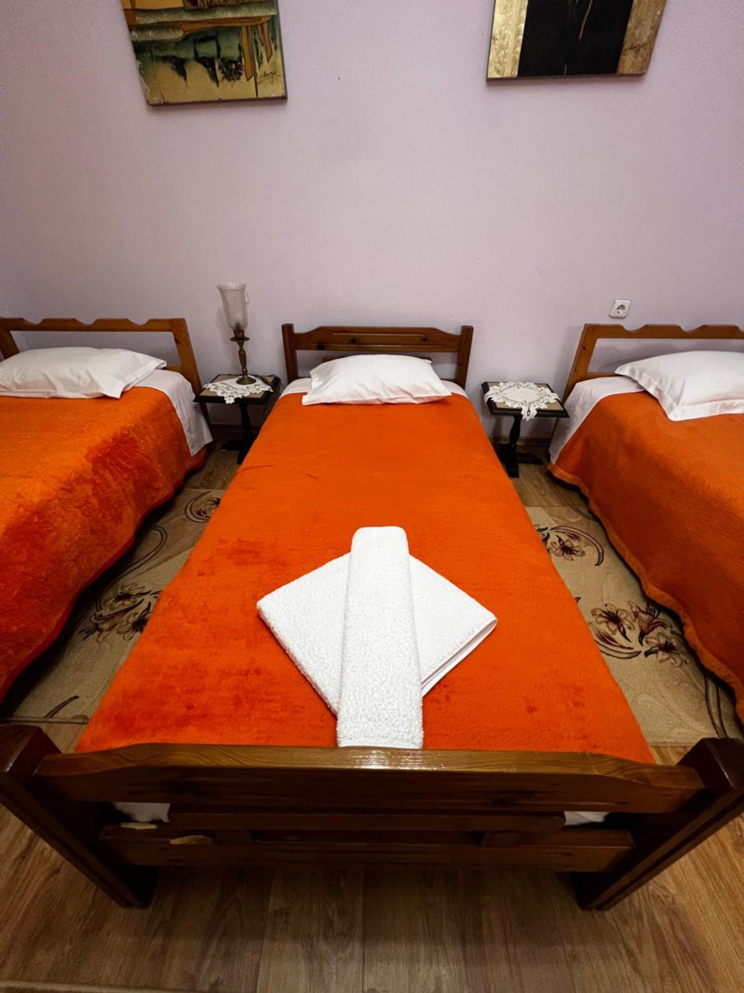 Luigi Guest House Gjirokastër Eksteriør bilde